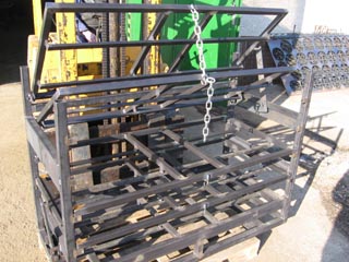 R�m kontajnera na prepravu s��iastok